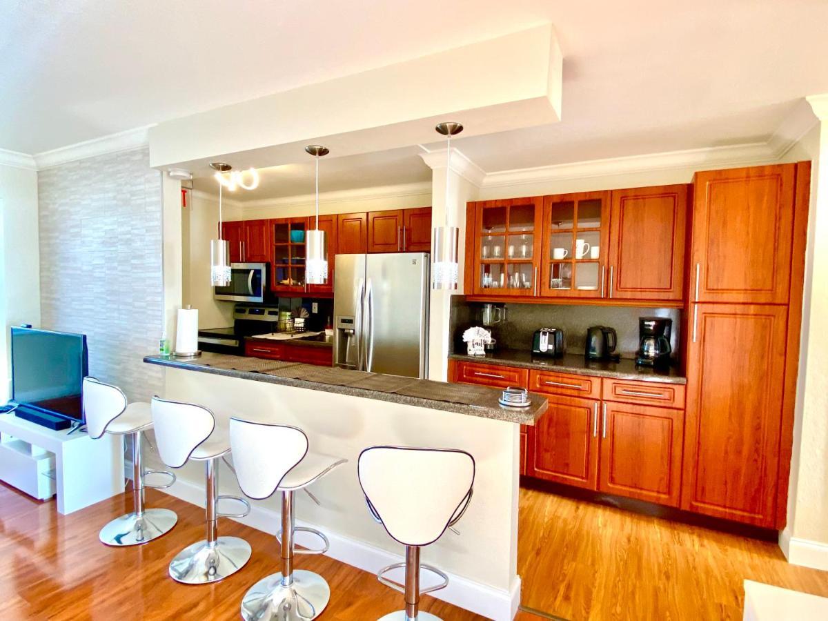 Deluxe Waterfront One Bedroom Apartment With Miami Skyline View, Free Parking 5 Mins Drive To Miami Beach Eksteriør bilde